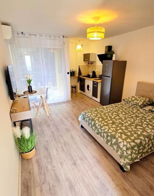Elegant Studio Les Tourtereaux Saint-Denis Ngoại thất bức ảnh